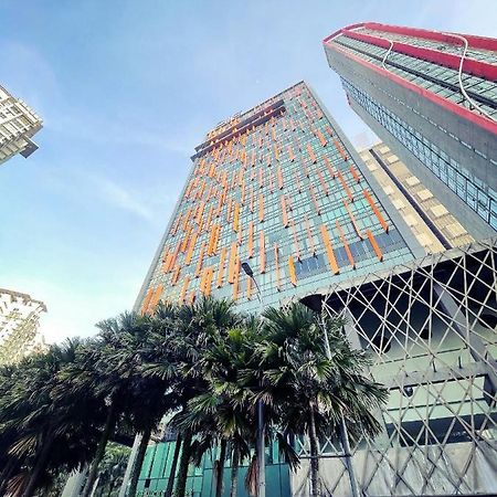 Q Damansara By Trillionz Hotel Петалинг Джая Екстериор снимка
