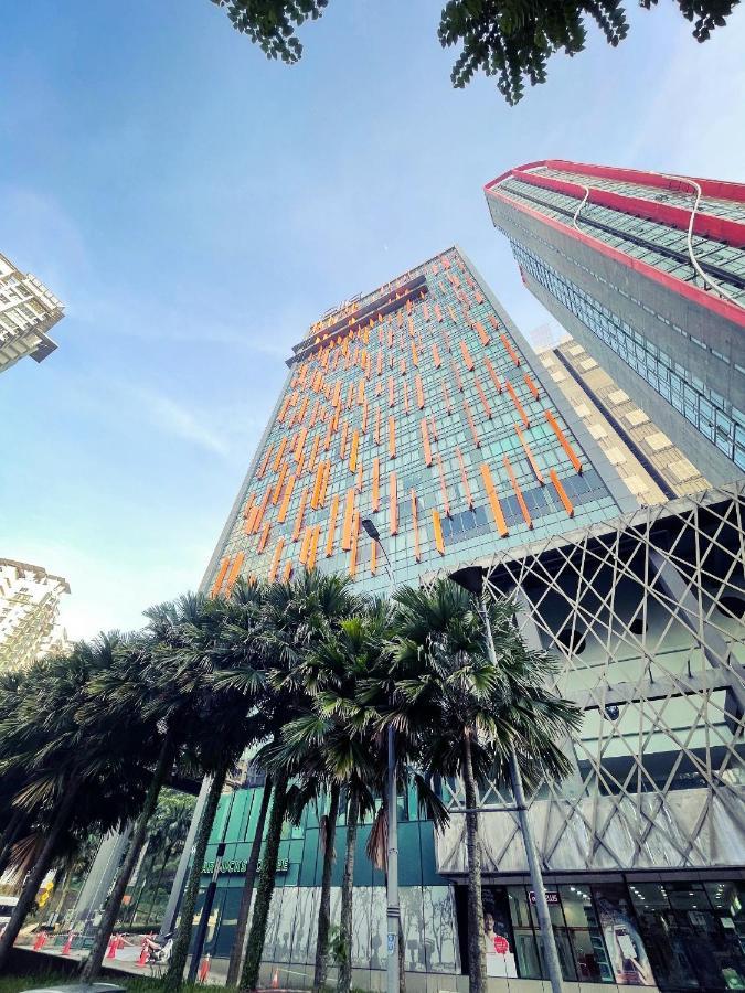 Q Damansara By Trillionz Hotel Петалинг Джая Екстериор снимка